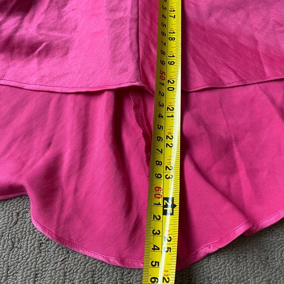 Three of something pink sleeveless blouse size AU6 - Picture 11 of 11